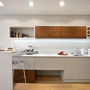 Triton Park By P&o Serviced Apartament