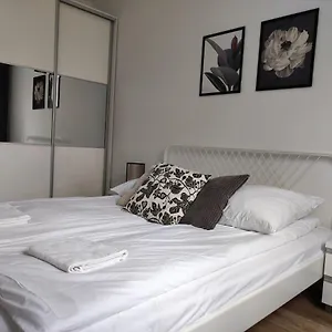 Lux Close To Medicover And Paley Apartament